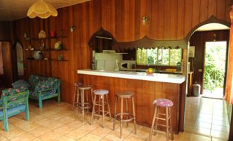 Pension TE Miti - Plage-Beach 200m - Mahana Parc & Vaiava Beach pk18 - B&B Chambres ou Dortoir