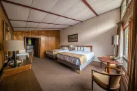 Park Motel and Cabins