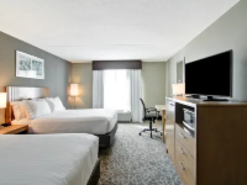 Holiday Inn Express & Suites OSHAWA DOWNTOWN - TORONTO AREA by IHG Hotels in Oshawa