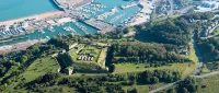 2 Bed Chalet St Margaret's at Cliffe South Coast Hotels in Saint Margarets at Cliffe