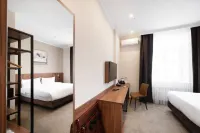 Freedom Hotel Hotels near Dordoy Bazaar