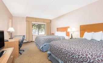 Days Inn by Wyndham Duluth Lakewalk