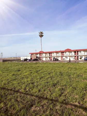 La Plaza Inn Los Banos