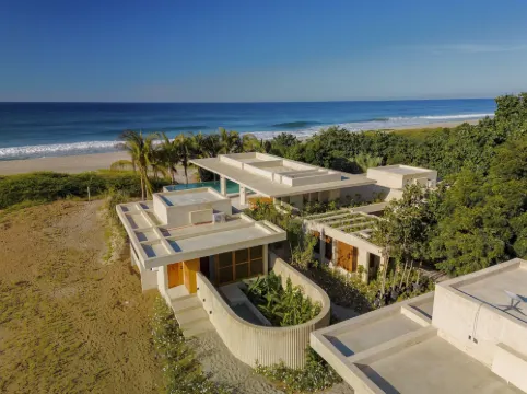 Casa Ohana by Lumina