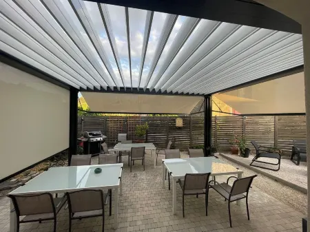 L'Oustaloise Отели в г. Фожер