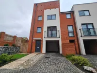 Ipswich - 3 Beds - Sleeps 6 - Private Garden