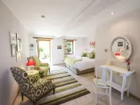 Chambres d'Hotes - la Marmoire Hotels in Soudan