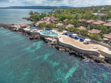 Ocean Cliff Hotel Negril Limited - Adults Only Отели в г. Запад Энд