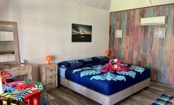 Linareva Moorea Beach Resort