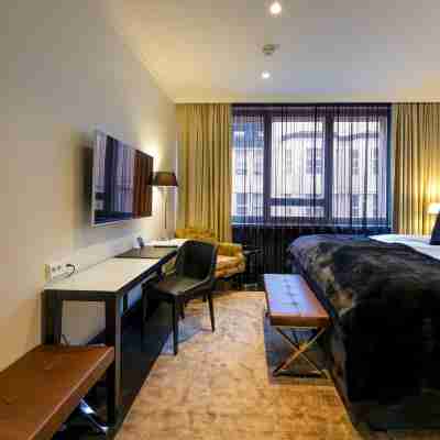 Hotel Lilla Roberts Rooms