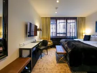 Hotel Lilla Roberts Hotels near Design Museum