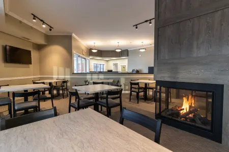 Bcm Inns Fort McMurray - Downtown Отели в г. Форт Макмюррей