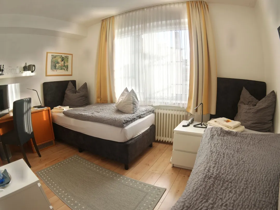 Hotel Merlin Garni - Köln