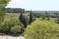 La Demeure Hotels in Lunel