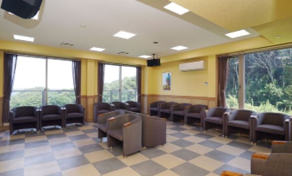 Tobi Hostel and Apartments