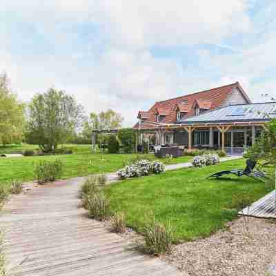 Domaine Les Saules - Hôtel - Restaurant - Spa Hotel Exterior