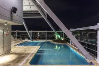 Ros Tower Hotel - 5-Star
