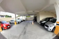 サンドリン プライア ホテル - 駐車場