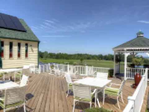 Los Gatos Bed & Breakfast Hotels in Yates County