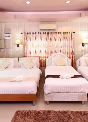 ห้องสุพีเรียร์พร้อมห้องน้ำส่วนตัว(kod phu)