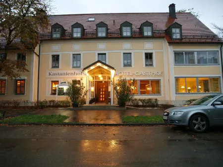 Hotel - Restaurant Kastanienhof Lauingen Отели в г. Диллинген-ан-дер-Донау
