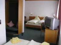 Knüllhotel Tann-Eck Hotels in Knullwald