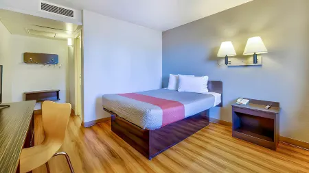 Motel 6 Tucumcari, NM Отели в г. Квэй