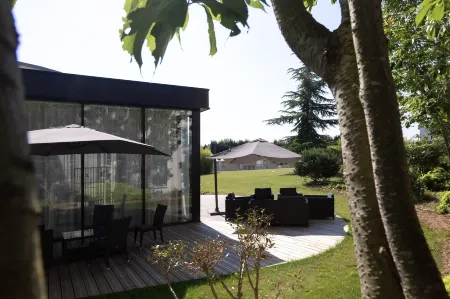 Paxton Paris MLV Отели в г. Феррьер-ан-Бри