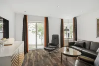 Golfhotel Viborg Hotels near E Bindstouw