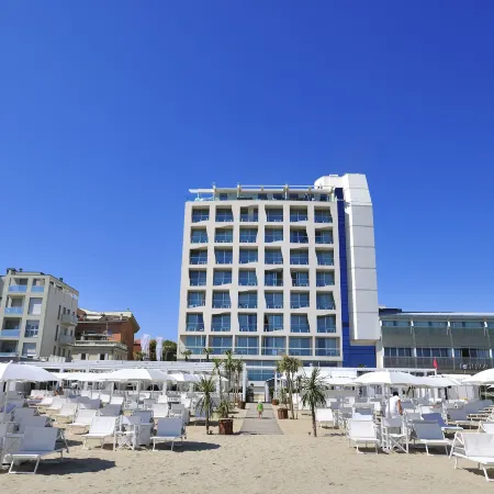 Excelsior Hotel, Spa & Lido
