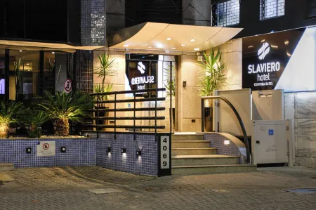 Slaviero Curitiba Batel Отели рядом с достопримечательностью «Largo da Ordem»