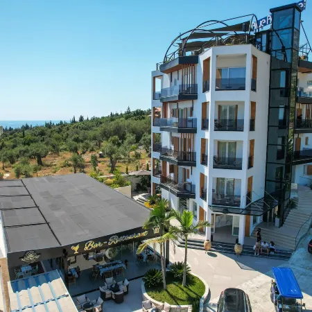 Blue Boutique Hotel Отели рядом с достопримечательностью «Пляж Паласа»