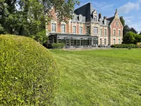 Hôtel Château Tilques Hotels in Tilques