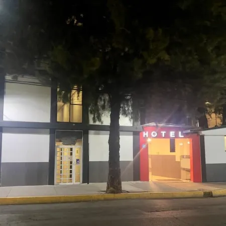 Hotel Aquario Cdmx - Central del Norte Отели рядом с достопримечательностью «Стадион «Вильфридо Массье»»
