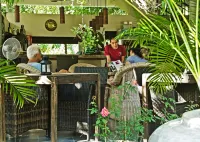 Battambang Resort Hotels in Banan