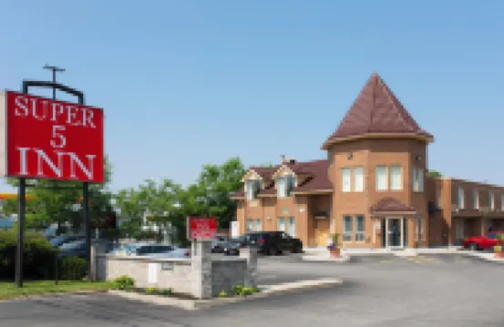 Super 5 Inn Hotels near Port Credit Library