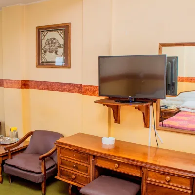The Grey's Inn Hotels near Cowdray Park Terminus Shops