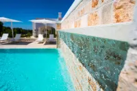 Borgo Cozzana - piscina