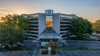 Embassy Suites by Hilton Kansas City Overland Park