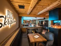 Hotel Zur Post Hotels in Dobriach