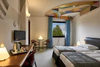 Albornoz Palace Hotel