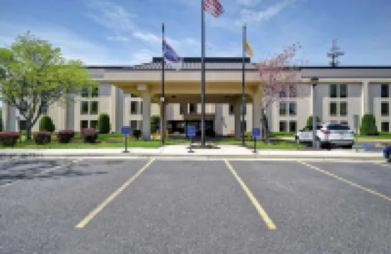 Comfort Inn & Suites Mt. Holly - Westampton - Parking