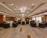 Hotel Page One