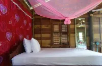 Authentic Cambodian Angkor Cottage Hotels near Bak Kheng Mountain