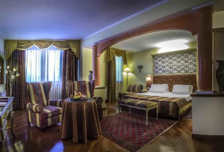 Hotel la Bussola Отели в г. Силлавенго