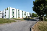 Greet Chartres Est Hotels in der Nähe von Chamber of Commerce and Industry CCI Eure et Loir
