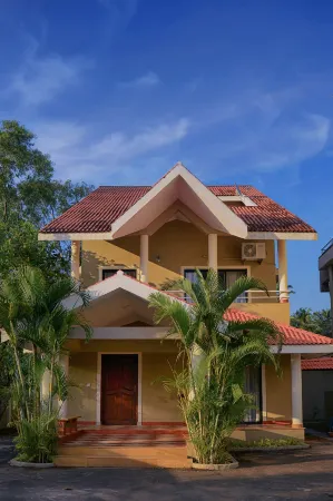 TreeHouse Blue Hotel & Villas