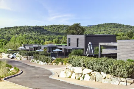 Résidence Pierre & Vacances Premium les Terrasses d'Arsella