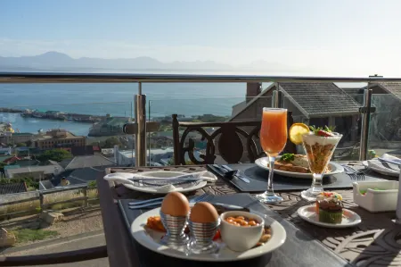 Bar-t-Nique Guest House Отели рядом с достопримечательностью «Post Office Tree»