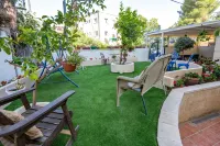 Mike's House Jerusalem Hotels near Between the Arches